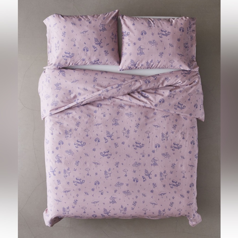 Urban Outfitters Pink and Purple Mushroom Print Duvet Cover